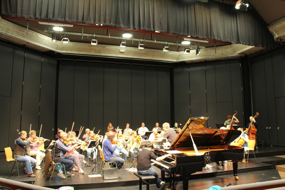 Das Glarner Kammerorchester in der Aula Glarus
