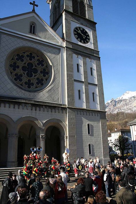 Auch in der Stadtkirche Glarus findet am 10. März ein Guggengottesdienst statt. (Bild zvg)