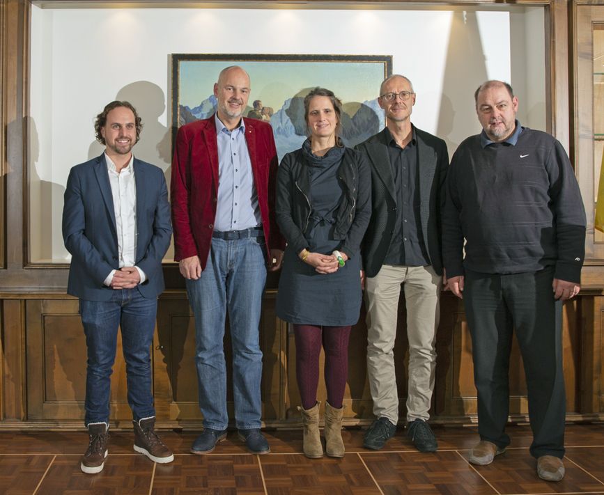 Arbeitsausschuss Vorstand VISIT Glarnerland AG: (vlnr) Fridolin Hösli, Manuel Rickenbach, Jasmin Schläpfer, Hannes Hochuli, Kaspar Marti