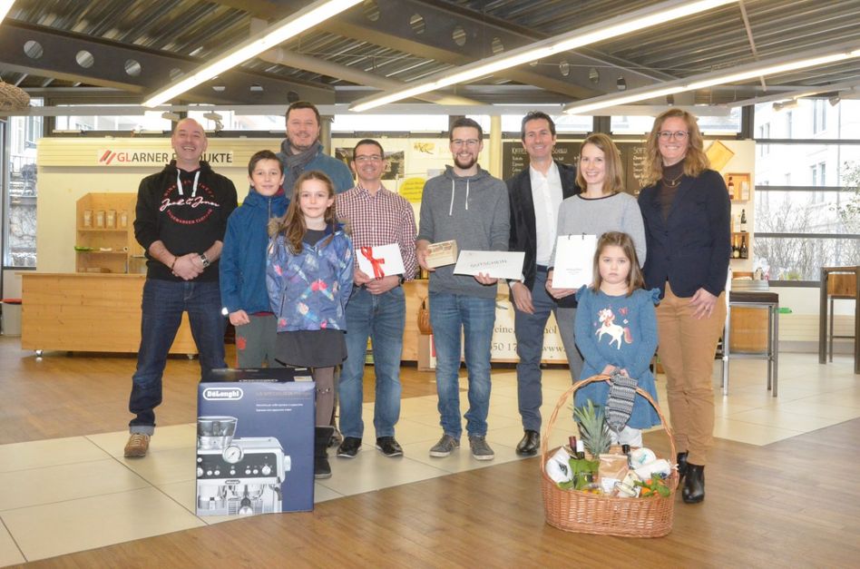 Preisübergabe vom Wichtelwettbewerb von GlarusService in der Markthalle in Glarus (Bild: j.huber)