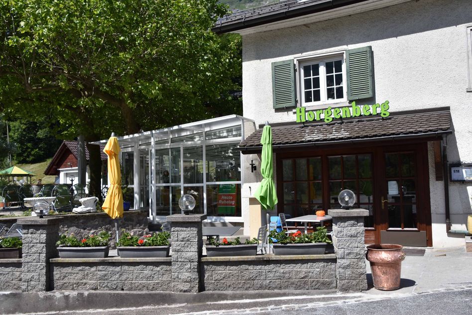Ab dem 30. Mai ist das Restaurant mit der grosszügigen Gartenwirtschaft wieder geöffnet (Bilder: e.huber)