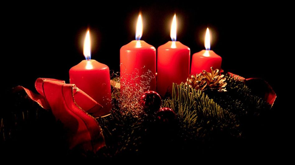 Vorsicht im Umgang mit Kerzenlicht auf Adventskränzen und Christbäumen • (Foto: zvg)