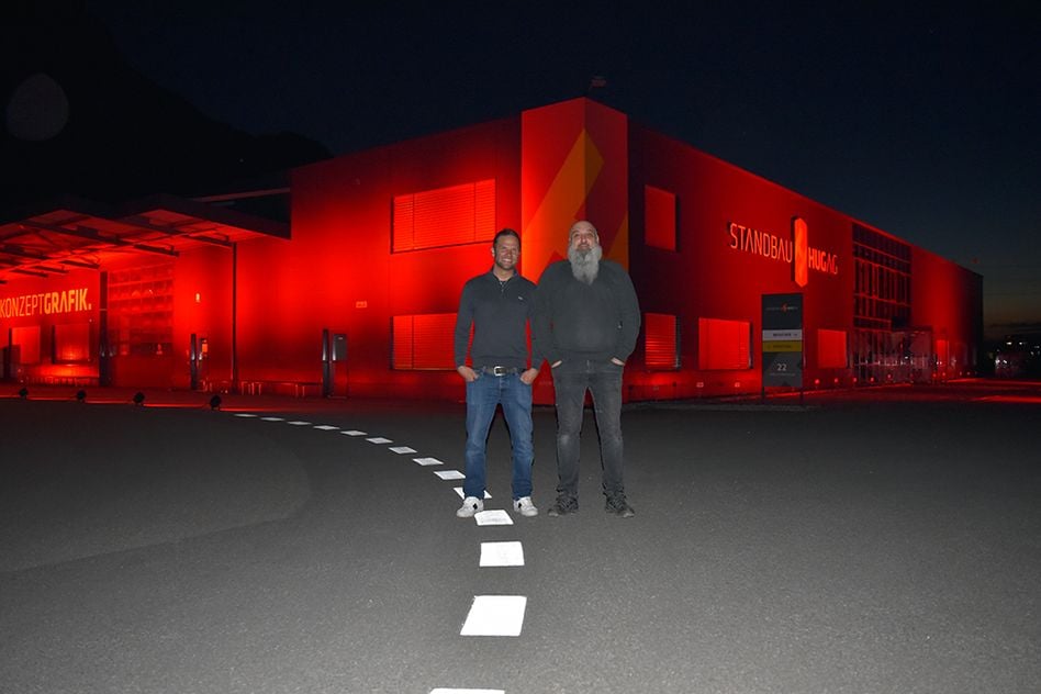 von links: Adrian Hug, CEO Standbau Hug AG, und Marco Fiore, Inhaber Fima-Tech GmbH.