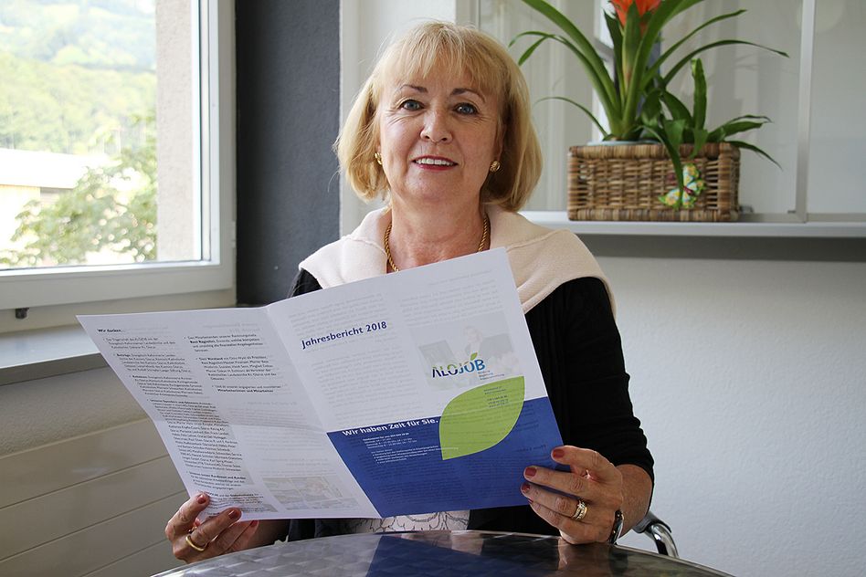 Brigitte Baumgartner-Büsser leitet seit zehn Jahren die Beratungs- und Arbeitsvermittlungsstelle ALOJOB in Schwanden. (Bild: mb)