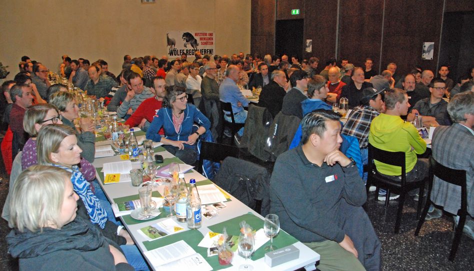 Hohe Beteiligung an der Tagung des Glarner Bauernverbandes in der lintharena