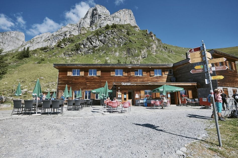 Das Berggasthaus Gumen ist der Startpunkt zum Klettersteig Braunwald (zvg)