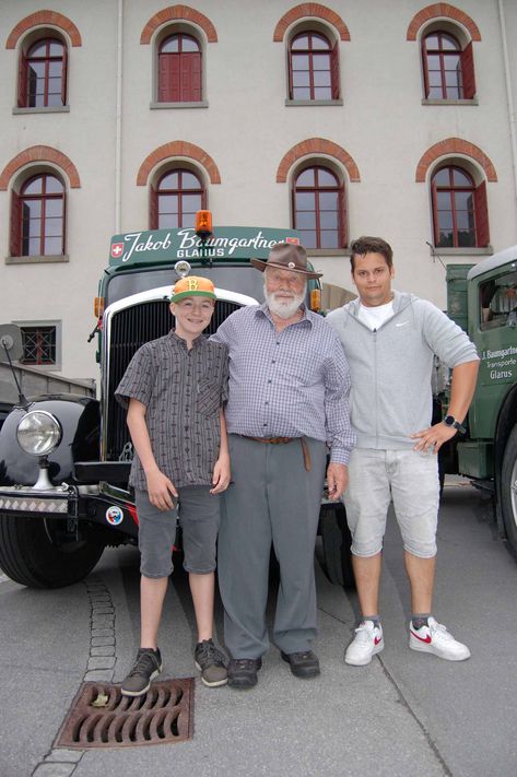 Auch die Enkelsöhne von Jakob Baumgartner sind Lastwagen-Fans