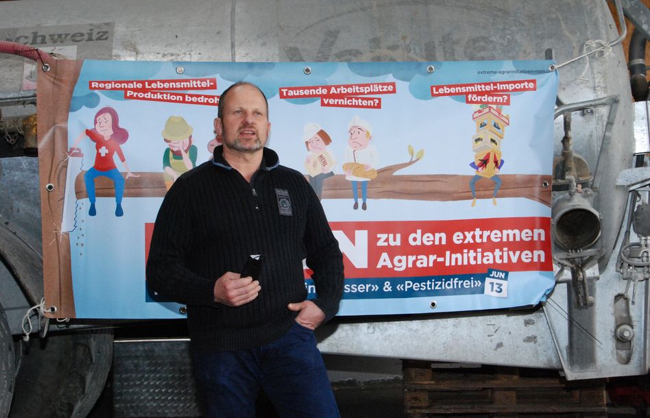 Bauer Hans Peter Hauser erläuterte die Probleme bei einer Annahme der Agrar-Initiativen auch aus der Sicht eines Schweinezüchters