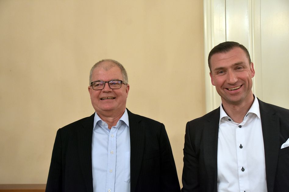 Der scheidende - Hansjürg Rhyner - und der neugewählte Präsident - Edy Koller