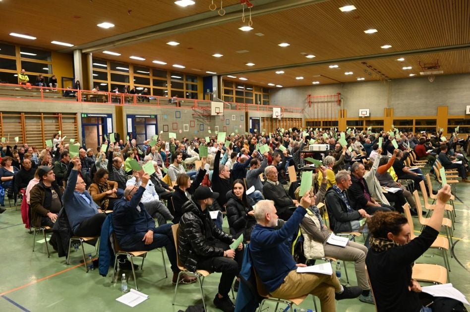 370 Stimmende – drei Rückweisungen an der Gemeindeversammlung. (Foto: FJ)
