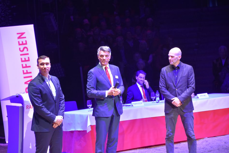 Neu in den Verwaltungsrat gewählt wurden Andreas Schiesser (rechts) aus Ennenda und Edwin Koller (links) aus Mollis.