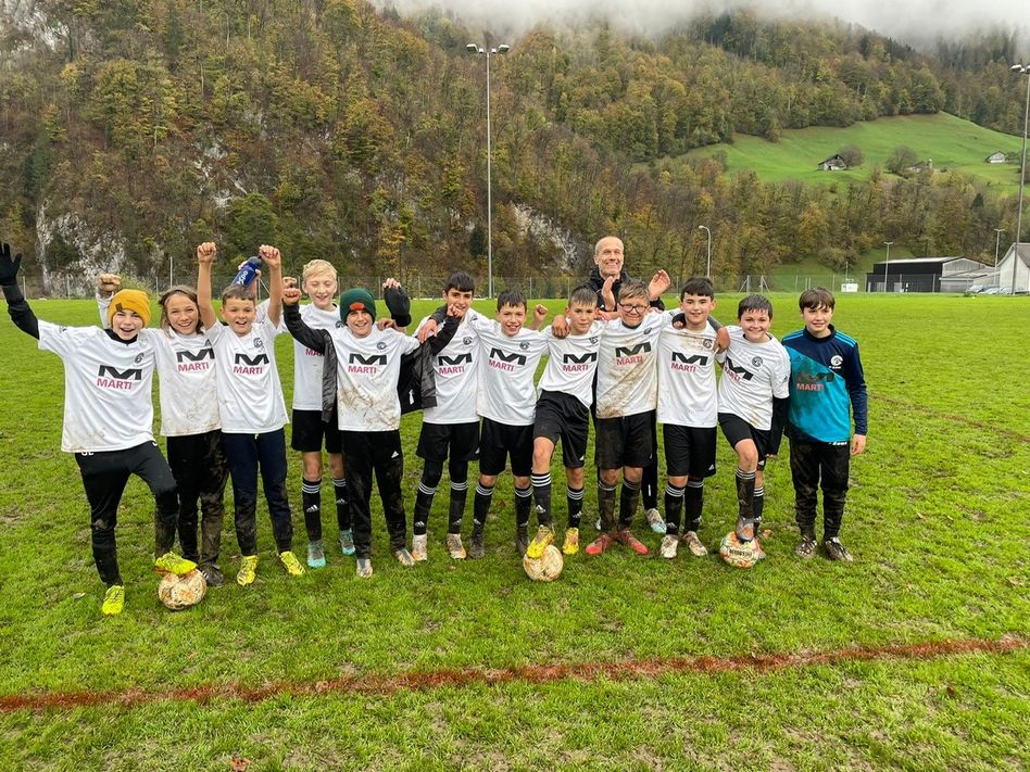 D-Junioren des FC Glarus steigen in die Elite auf (Bild: zvg)
