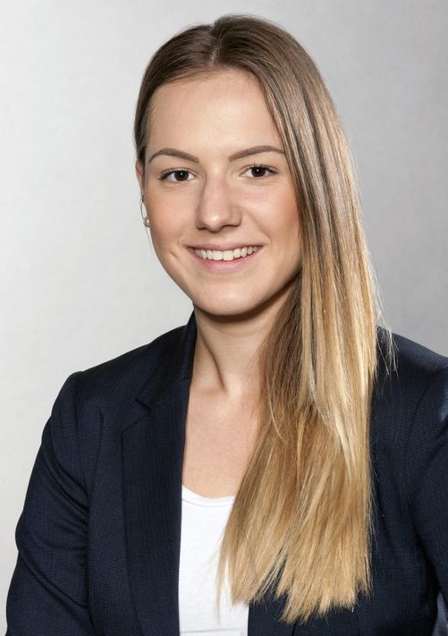 Ivana Nikic, Kundenberatung Raiffeisenbank Glarnerland (Bild: zvg)