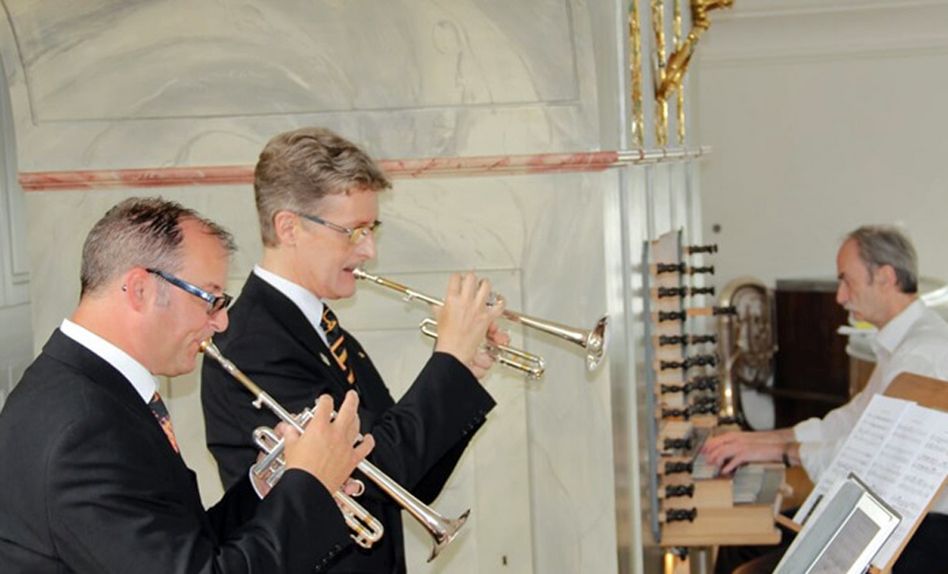 Christian Menzi, Thomas Räber, Trompete, und Niklaus Stengele, Orgel. (Bilder: richard Arnold)