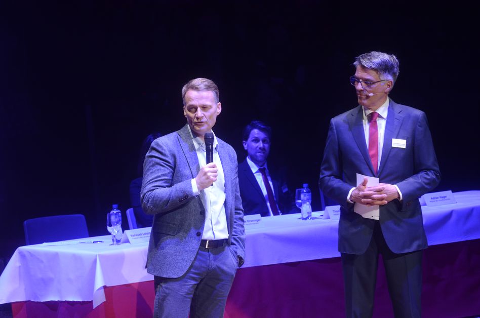 Patrik Gallati (links) wird Nachfolger des zurücktretenden Vorsitzenden der Bankleitung Stefan Hirt