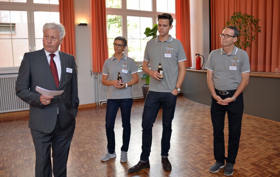 Die Familie Oeschger und der VR-Präsident der Brauerei Adler AG