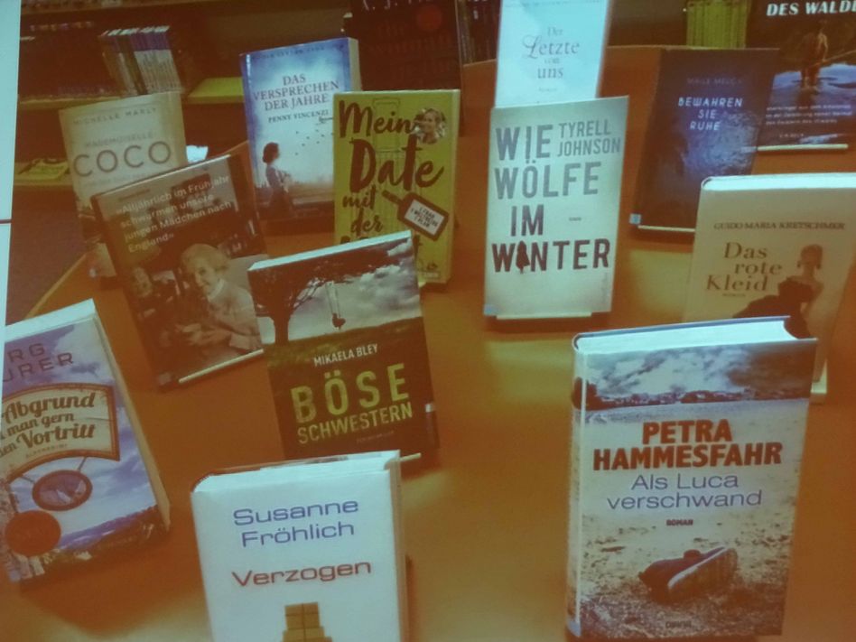 Buch um Buch – die Schul- und Gemeindebibliothek Ennenda bietet an