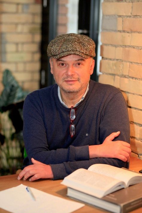 Der preisgekrönte Schriftsteller Catalin Dorian Florescu (Bild: zvg)