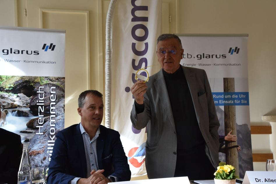 tb.glarus und Swisscom vereinbaren Bau von Glasfasernetz in ganz Glarus
