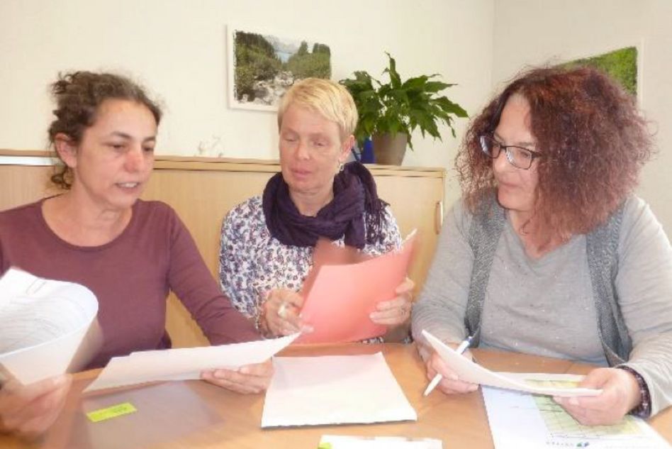Luciana Zannini, Pfelegdienstleiterin, Silvia Schneid, Pflegefachfrau/Ausbildungs-verantwortliche,Jolanda Stutz Geschäftsleiterin (von links)
