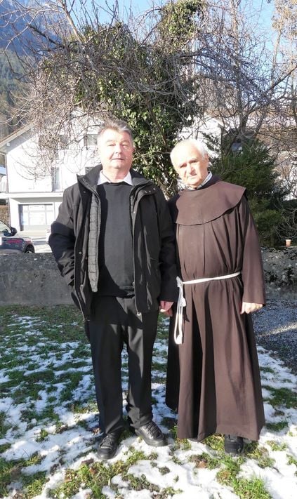 Pfarradministrator Josef Karber mit Pfarrer Ljubo Leko (Bilder: zvg)