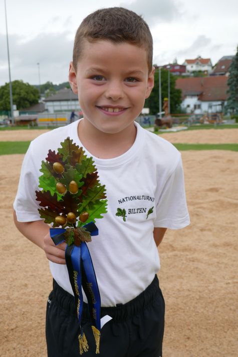 Spezieller Moment, mit 7 Jahren gewinnt Marius Tobler seine erste Auszeichnung, BRAVO! (Bilder: zvg)