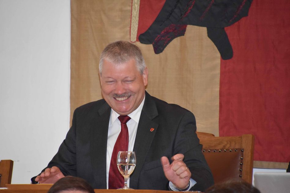 Nach einem Amtsjahr verabschiedet sich Bruno Gallati als Landratspräsident ....