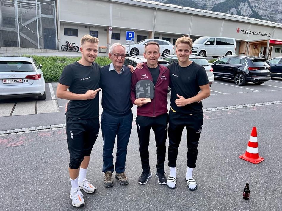 Die mehrfachen Schweizer Meister: Fadri, Ernst, Dani und Noah Stüssi (von links) schreiben Turngeschichte