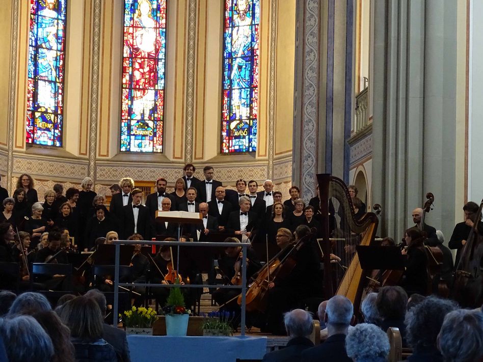 Stadtkirche Glarus – Bewegend Konzertantes