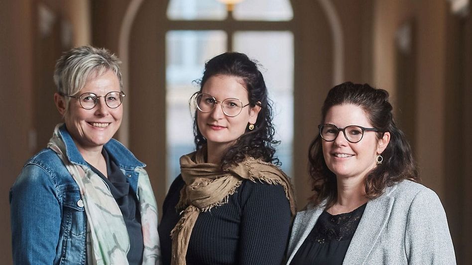 Das Team der Fachstelle Koordination Gesundheit (KOGE) vlnr: Anna Rosa Streiff, Nura Slongo, Monika Waldvogel •(Foto: zvg)