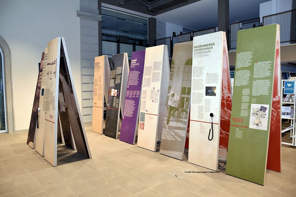 Eröffnung der Wander-Ausstellung der EDK in der Landesbibliothek in Glarus zum 125-Jahr-Jubiläum
