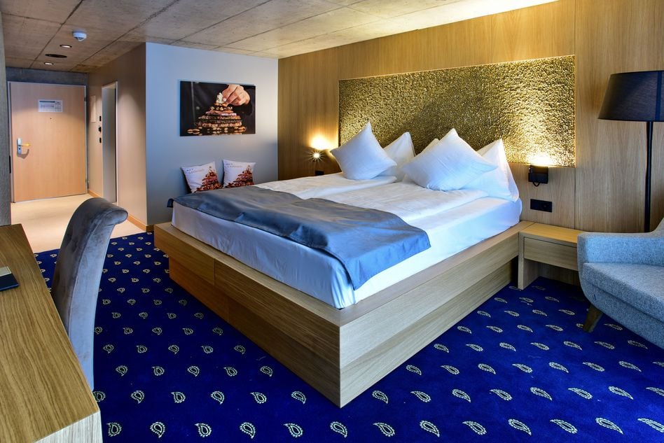 Das neue City-Hotel Glarnerland hat 88 Betten in 44 Zimmern, die teilweise mit Kochecke ausgestattet sind.