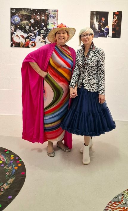 Zwei Glarner Kunstschaffende stellen zurzeit ihre Werke in Bonn, im grössten Frauenmuseum der Welt aus