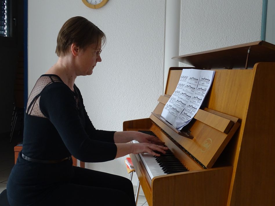 Vilma Zbinden. (Bilder: p.meier) Das Klavierduo Vilma und Daniel Zbinden spielte begeisternd.