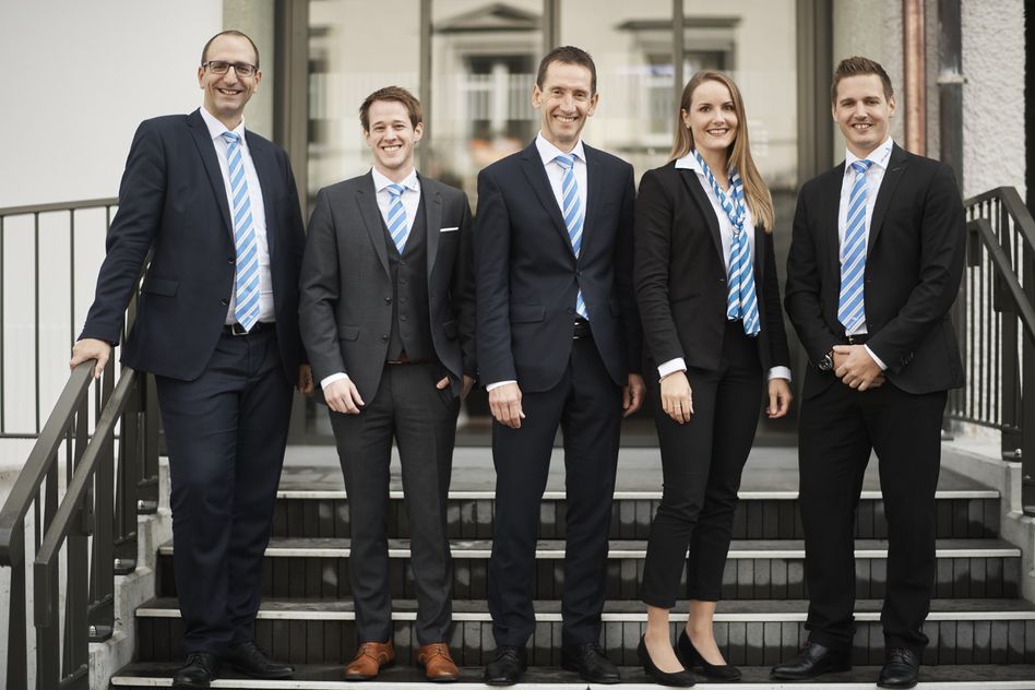 Neue Geschäftsleitung seit 1. April 2023 (v.l.n.r.): Roman Elmer, Mike Baumann, Martin Rhyner, Saskia Luchsinger, Andreas Waldvogel (zvg)