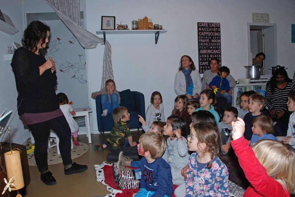 Aktiv mitmachen heisst die Devise von Märchenerzählerin Beatrix Künzli