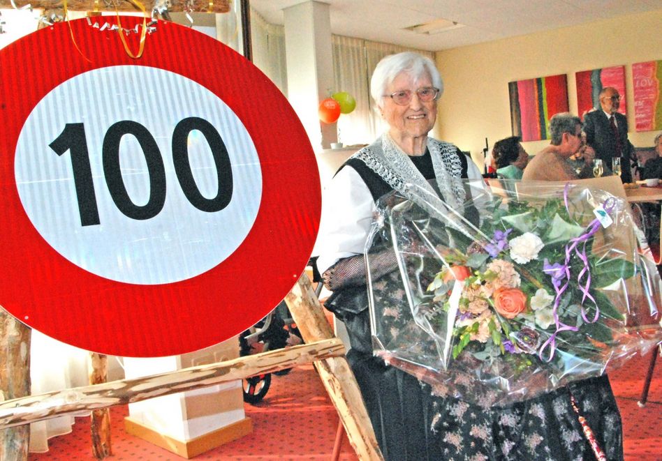 Bilder von der Geburtstagsfeier «100 Jahre Margrith Schiesser-Zweifel» (hasp)