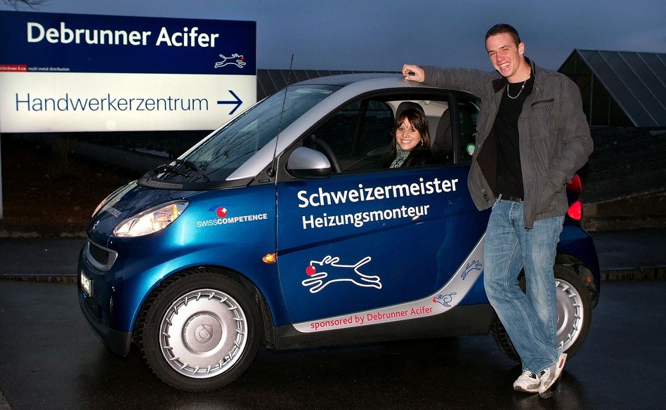 Damian Bänziger mit seinem Schweizermeister Smart