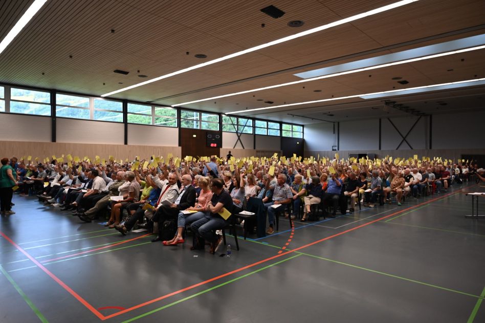 650 Stimmberechtigte zeigten dem Gemeinderat ihren Willen. (Foto: FJ)