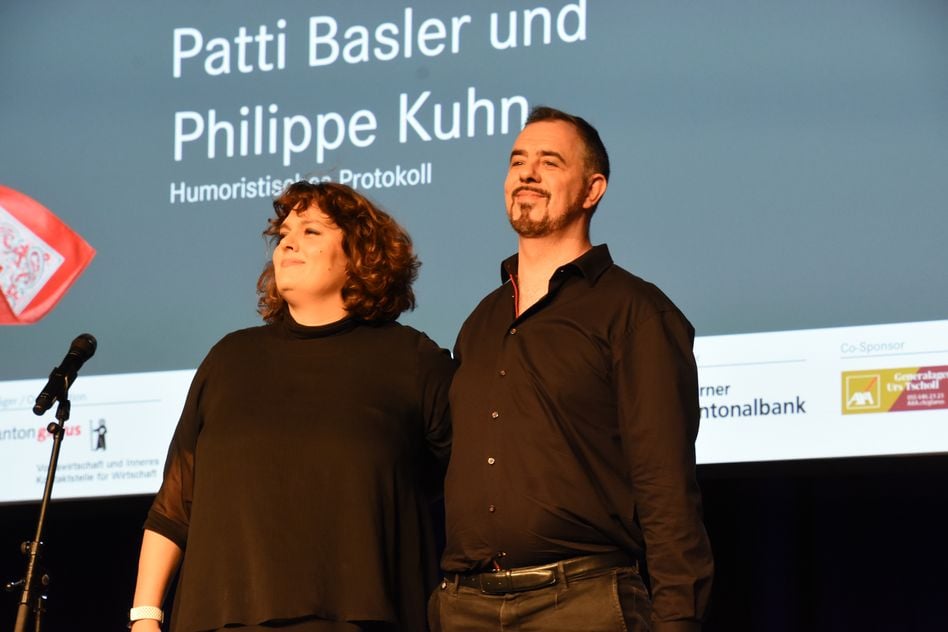 Waren für den humorvollen Abschluss besorg; Patti Basler und Philippe Kuhn