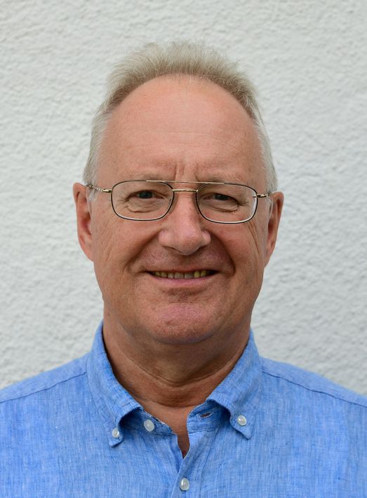 Kirchenratspräsident Ulrich Knoepfel tritt im November zurück. (Bild Madeleine Kuhn-Baer)