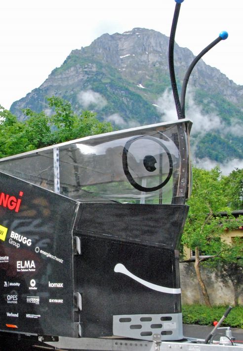 Das solarbetriebene Tiny House machte einen Stopp in Glarus