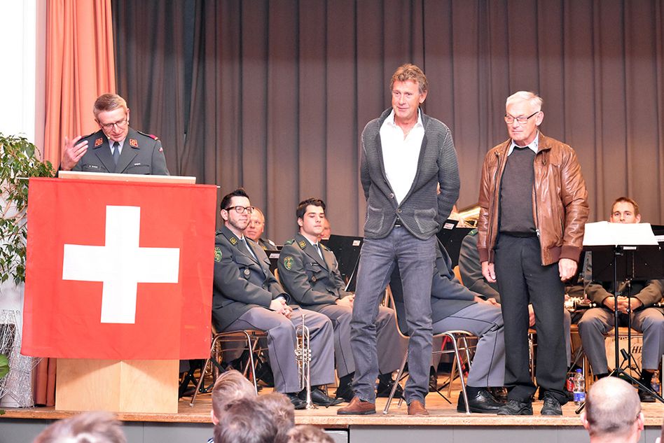 Die pensionierten Christian Schindler und Werner Schindler wurden für ihre Tätigkeit im Zivilschutz respektive Kantonspolizei geehrt.