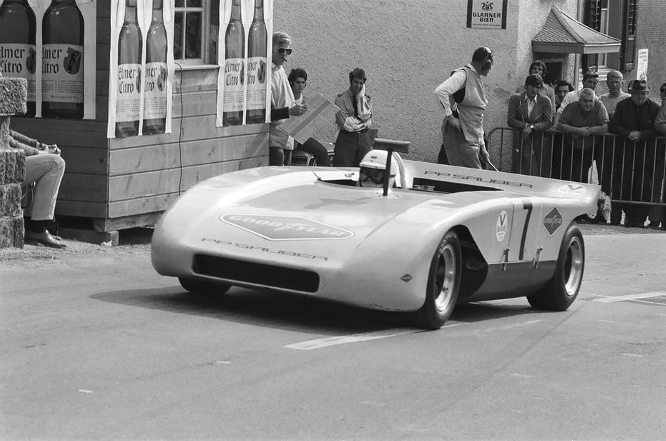 Peter Sauber im Sauber C1 am Kerenzer-bergrennen 1970 (Bilder: Franz Leupi)
