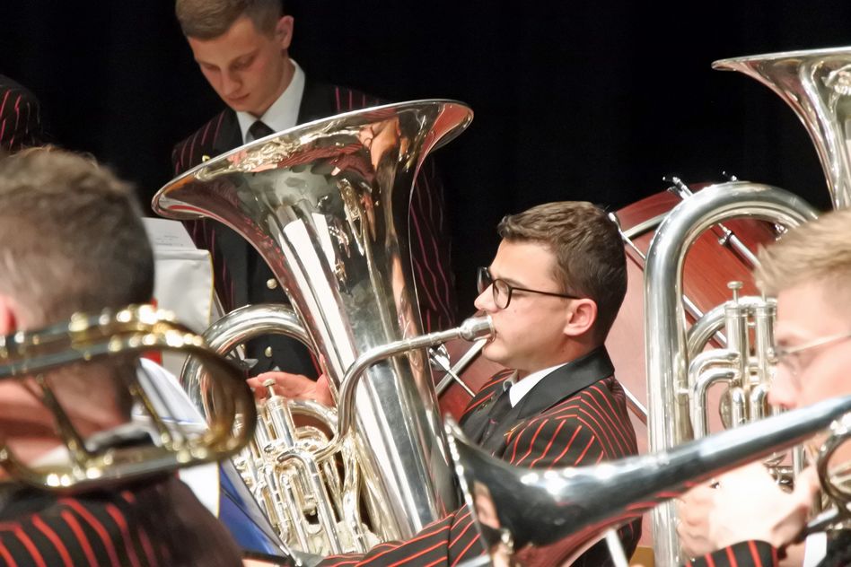 Die Swiss Army Brass Band riss das Publikum von den Sitzen