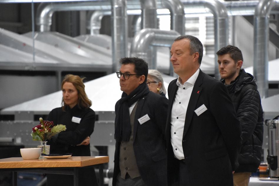 Einweihung der neuen Swisspearl-Produktionshalle in Niederurnen