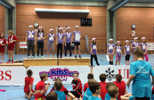 Doppelsieg für DTV Niederurnen Jugend am UBS Kids Cup Team in Chur