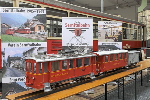 Die neue Sernftalbahn-Komposition für die 5“-Gartenbahn. (© Comet Photoshopping