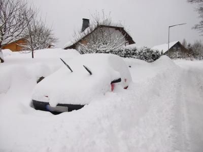 Die Fotos habe ich im Januar 2017 in Linthal aufgenommen. Da herrschte kein Schneemangel. (martin c.mächler)